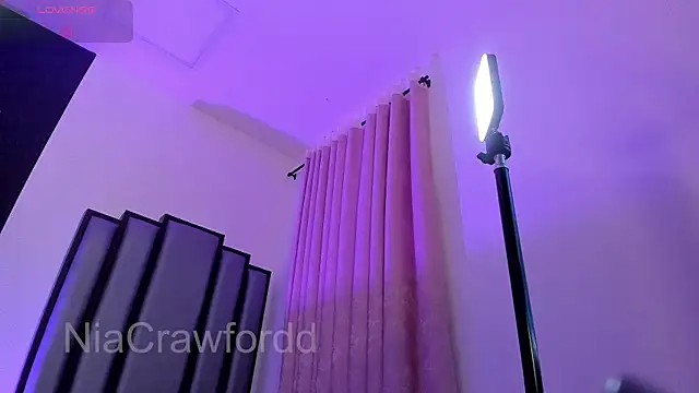 NiaCrawfordd webcam