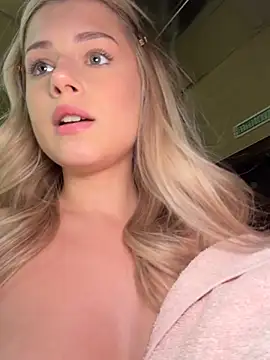 NinaVerse webcam