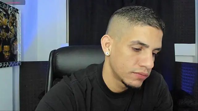 jhonnysnow17 webcam