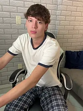 Nicola_hard webcam