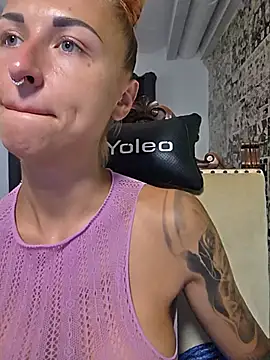 kylie_blck webcam
