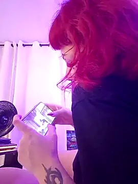 Sarah-Stoner live cam on StripChat