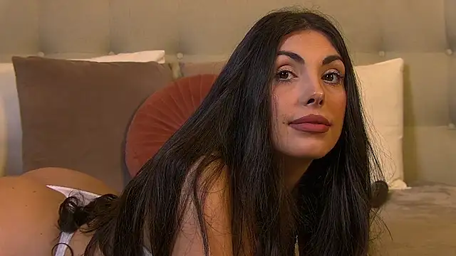 DizzyTara webcam