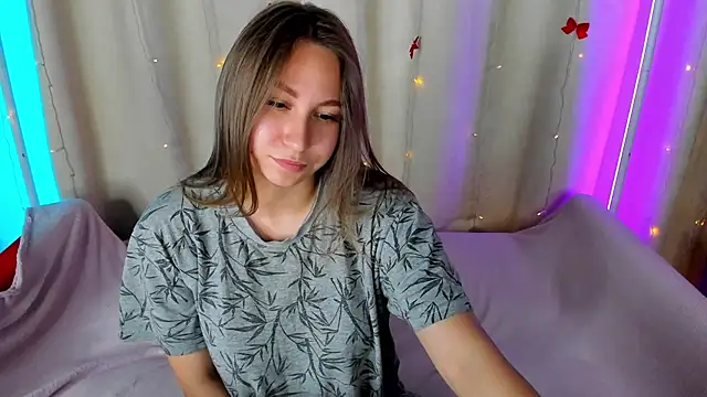 AsyaPink webcam