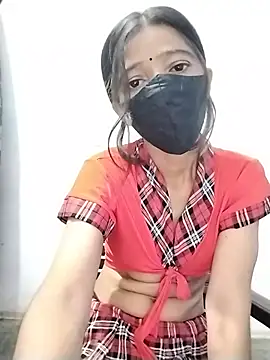 Cute-Naavya webcam
