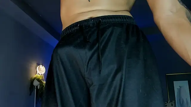Travisttanner28 webcam