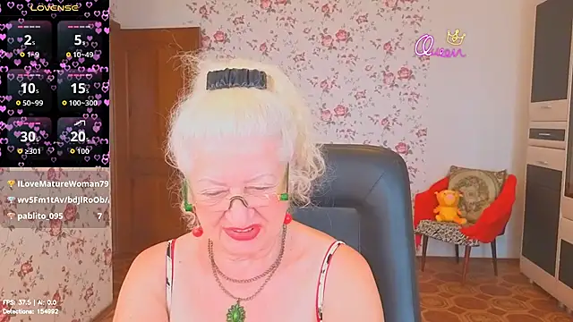 Maya_Mayflower webcam