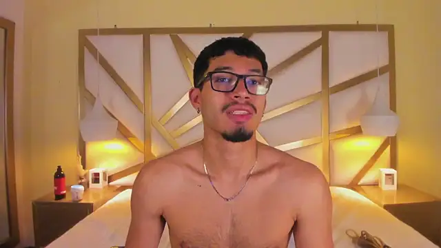 Jaxon_Carter webcam
