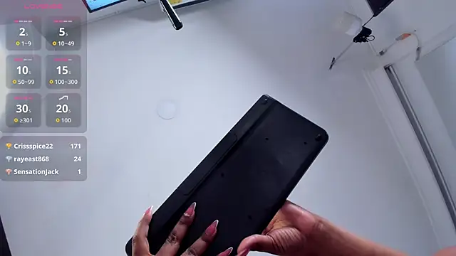 Sky_Loren webcam