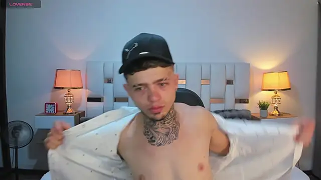 Zeus_damian21 webcam