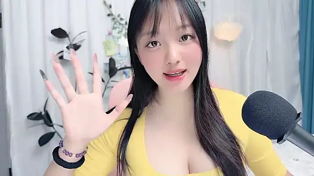 Winnie666999 webcam