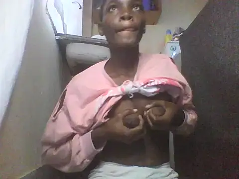 petite_keilah webcam