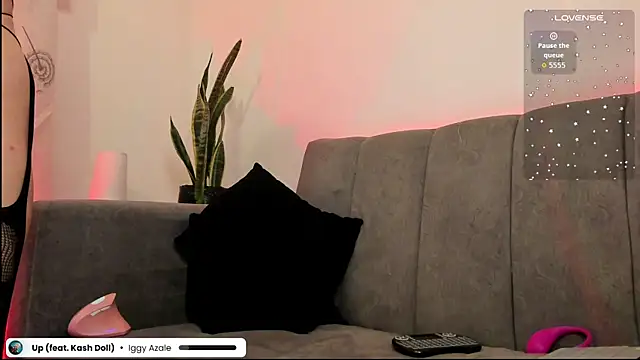Mila_27 webcam
