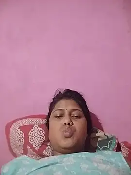 isha_90 webcam
