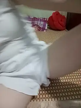_Lisa_2k webcam