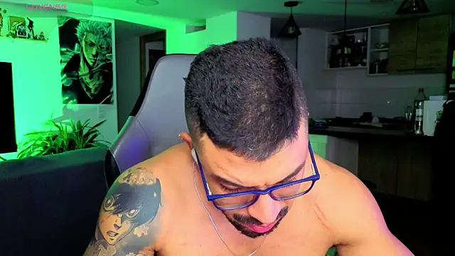 Michael_Diamond webcam