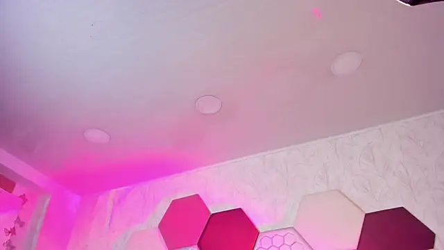 ArielleWilde webcam