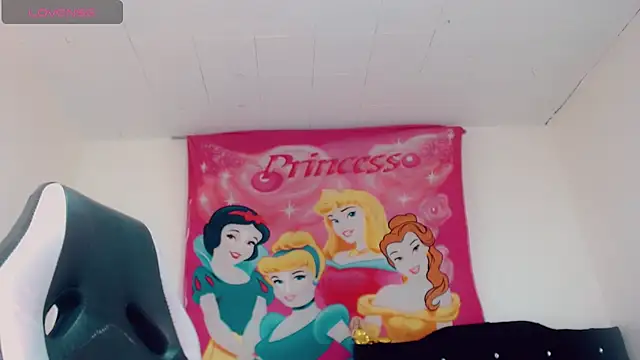 Oriana_braom webcam