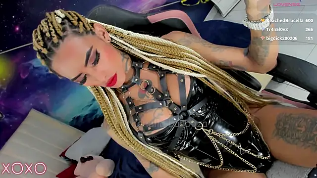 Nella_Dolls webcam