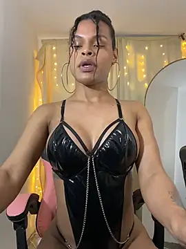 _diamondpamela (T young) - make me happy and cum pame💦💦