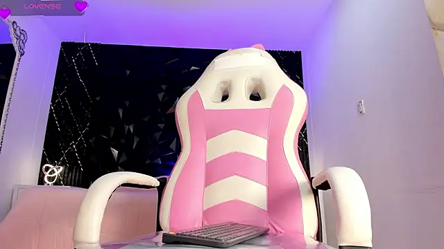 AnaiaClarck