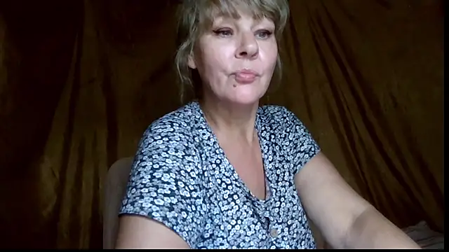 karina_ren_ webcam
