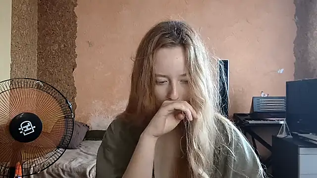 KateVibe_01 webcam
