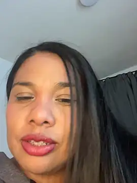 Rashell1_Queen webcam