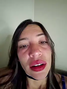 loveuu-bae (F young) - dildo play & squirt <3