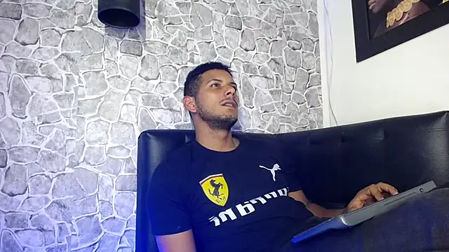 Chris_Dick23 webcam