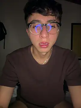 CamiRojas_boy webcam