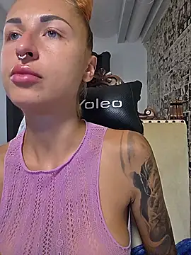 kylie_blck webcam