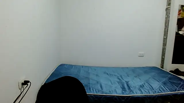 estefania224 webcam