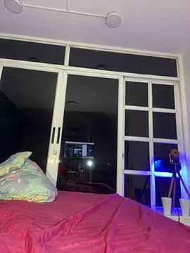 loladupont live cam on StripChat