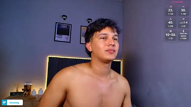 Leo_Savage_ webcam