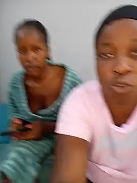 YummyBoobs_ webcam