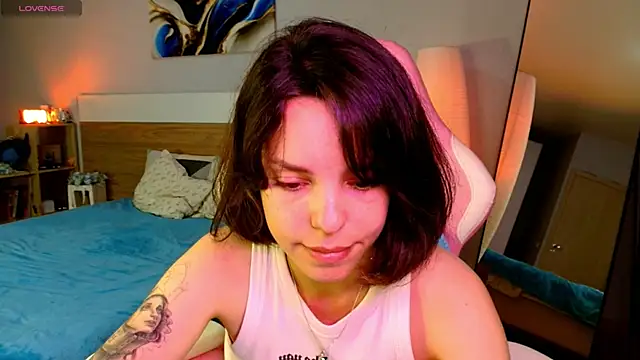 Maya_Campbell webcam