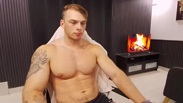 YourHotGreg webcam