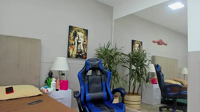 Angie_abby webcam