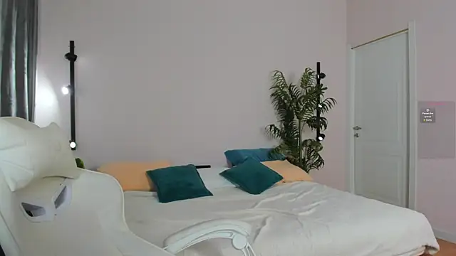 Sweett_Monica webcam
