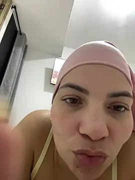 Layla_kaderr webcam