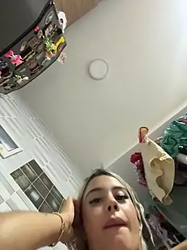 YouCandiSumisa webcam