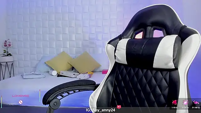 anny_rouse24 webcam