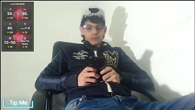GrayHornyX webcam