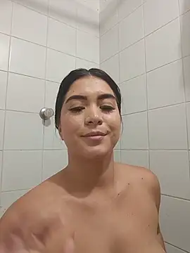 Sweet-Monica webcam