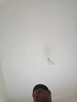 Broan_me webcam