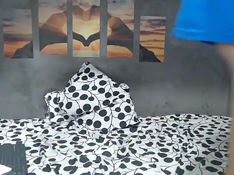 Natsboii webcam