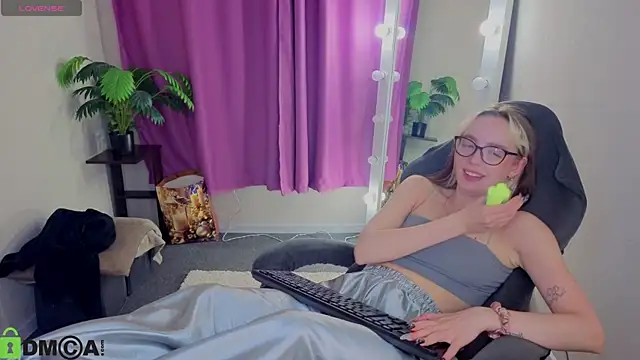 R0cket_bunny webcam