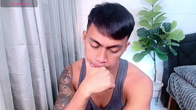 PinooyMilker webcam