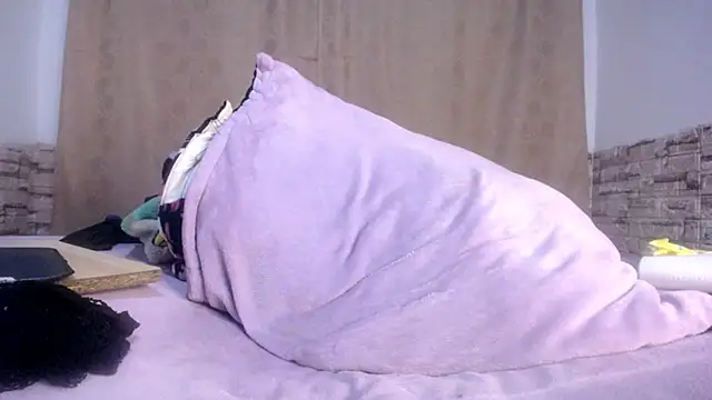 DaraSweet20 webcam